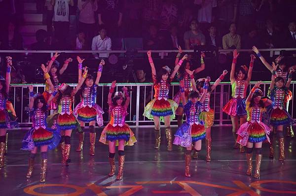 「チャイムはLOVE SONG」「片想いFinally」「キスだって左利き」4