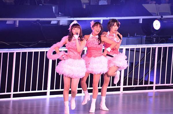 「思い出以上」「クロス」「嘘つきなダチョウ」5