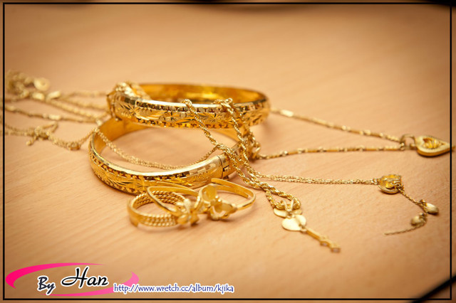 1551048230 1551048230