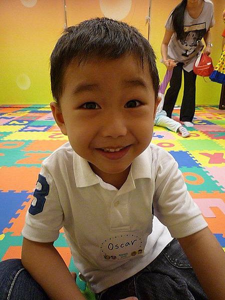 耍寶的豬寶寶 耍寶的豬寶寶