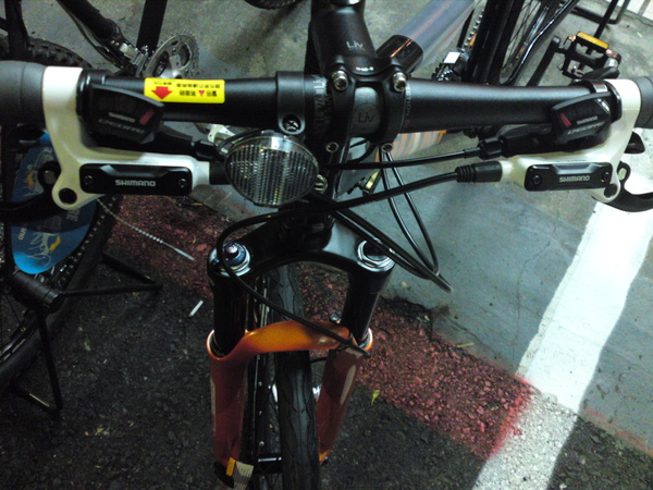 ARETE 2 龍頭特寫.JPG