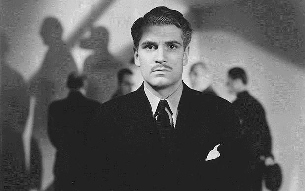 rebecca_1621669i.jpg rebecca_1621669i.jpg