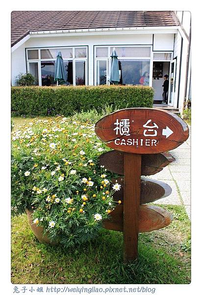 IMG_7403-1.jpg IMG_7403-1.jpg