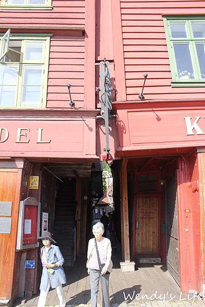 IMG_6165.JPG IMG_6165.JPG