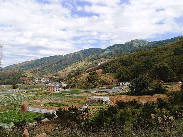13 17 大湖 馬那邦山 天然湖上 上湖下 繞東興村一圈o型路線 Wevily的個人旅遊紀錄 痞客邦
