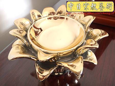 F3302.蓮花陶瓷燭台.JPG F3302.蓮花陶瓷燭台.JPG
