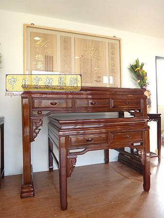 N21001.5尺8漢式神桌 紫檀色系佛桌樣式 神桌花架 觀自在神聯 木雕佛聯 佛堂設計精選.JPG N21001.5尺8漢式神桌 紫檀色系佛桌樣式 神桌花架 觀自在神聯 木雕佛聯 佛堂設計精選.JPG