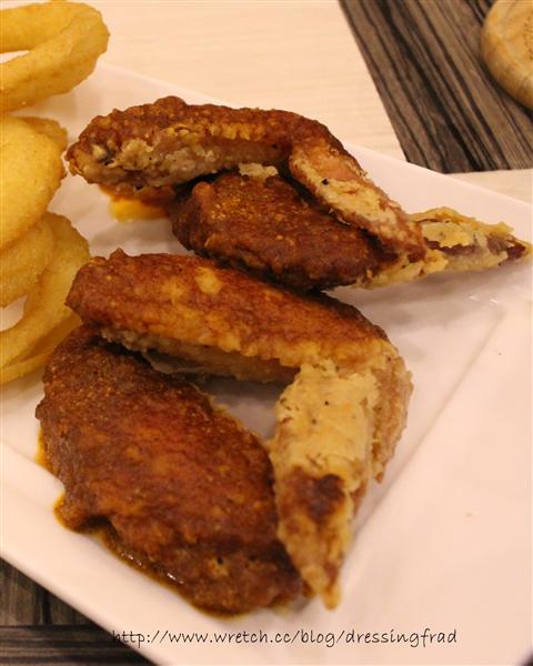 IMG_5558E.jpg IMG_5558E.jpg