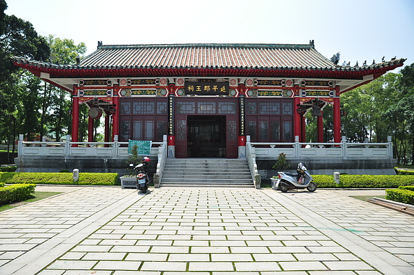 DSC_0014.JPG DSC_0014.JPG