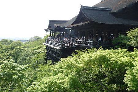 30401_1463357310621_6497124_n