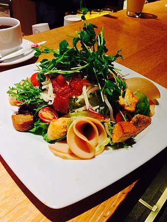 536221_10202264398837071_1615613311_n