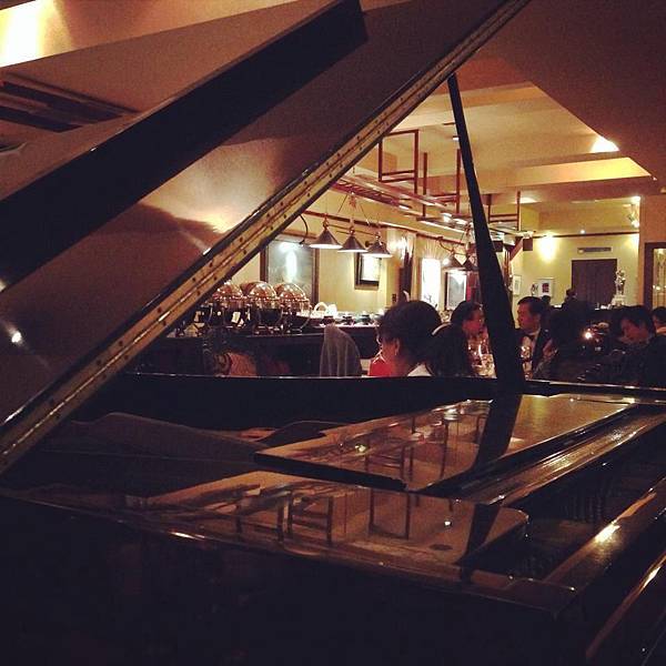 10833874_10205526445746205_355769955_n