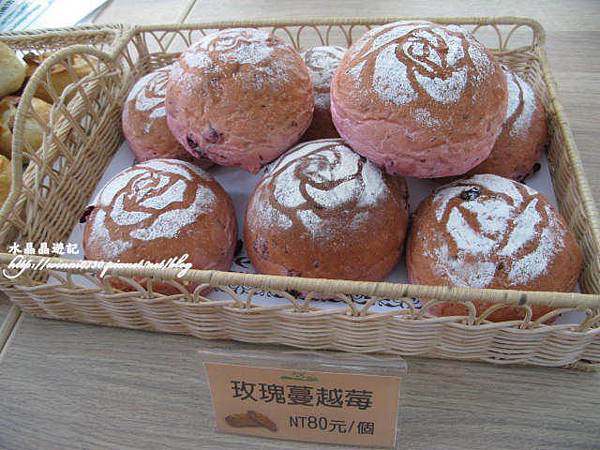 宜蘭 香草菲菲-玫瑰蔓越莓麵包