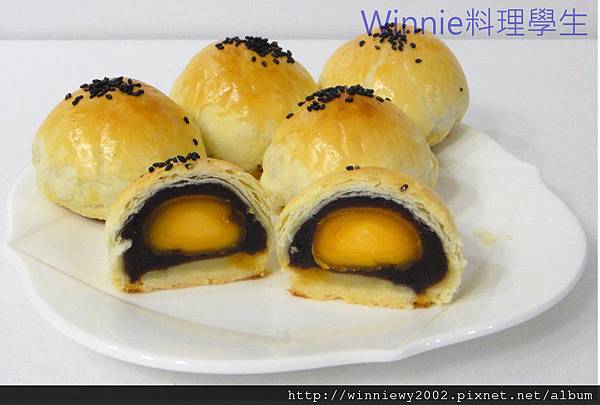 棗泥蛋黃酥2.jpg 棗泥蛋黃酥2.jpg