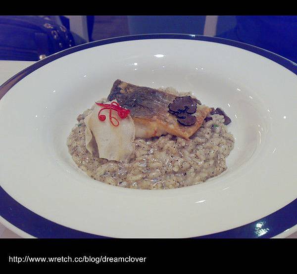 1121198926_黑松露鱸魚燉飯.jpg 1121198926_黑松露鱸魚燉飯.jpg