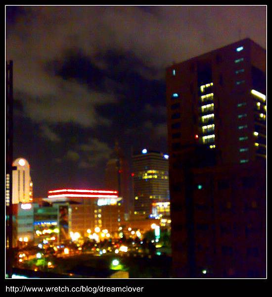 1217822585_夜晚的秋天.jpg 1217822585_夜晚的秋天.jpg