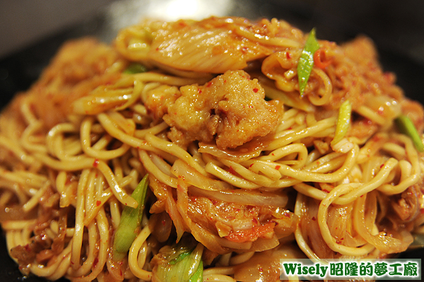 和風泡菜牛肉炒麵 和風泡菜牛肉炒麵