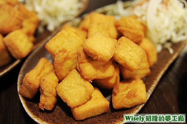 日式炸豆腐 日式炸豆腐