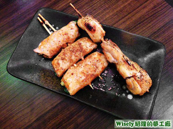 豬肉蔥捲、鹽烤雞腿肉(無骨) 豬肉蔥捲、鹽烤雞腿肉(無骨)