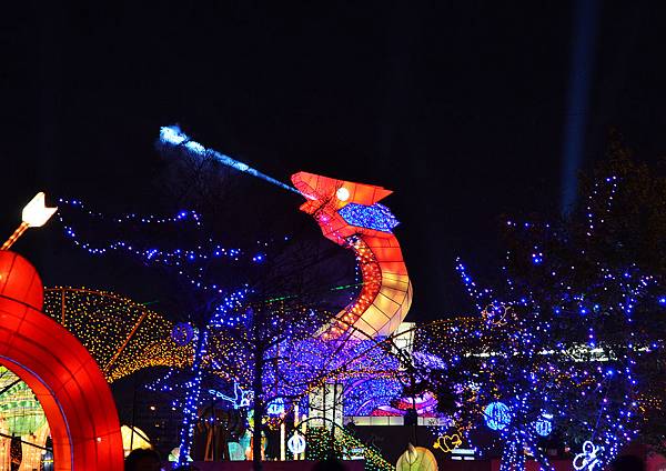 部落客TAO在台中2013台灣燈會分享,馬上看進去→點我!