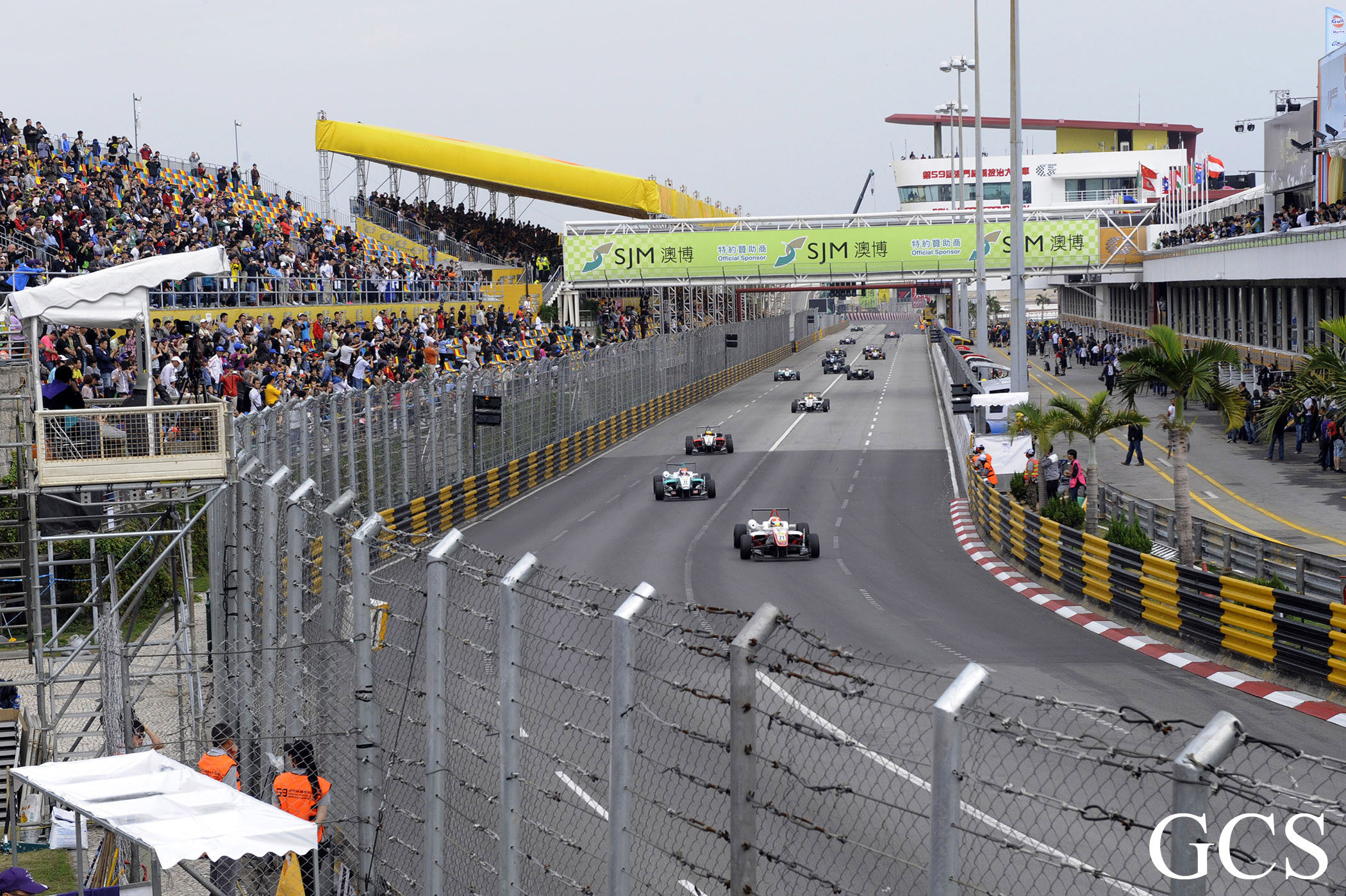 1353161476.jpg 1353161476.jpg