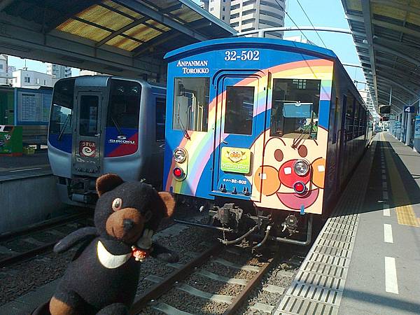 723 岡山城麵包超人列車1307146907 723 岡山城麵包超人列車1307146907