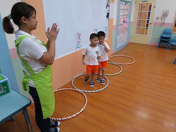 IMG_4693-1024.jpg IMG_4693-1024.jpg