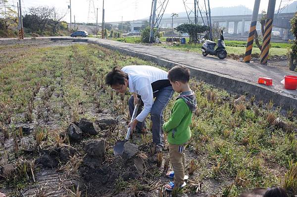 DSC05032-1024.jpg DSC05032-1024.jpg