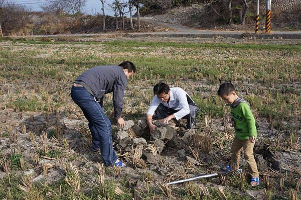 DSC05052-1024.jpg DSC05052-1024.jpg