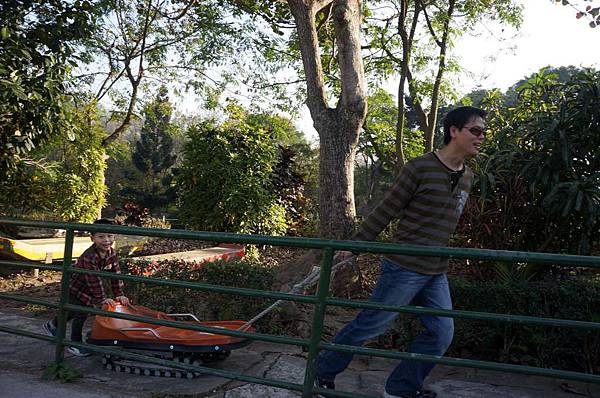 DSC03865-1024.jpg DSC03865-1024.jpg