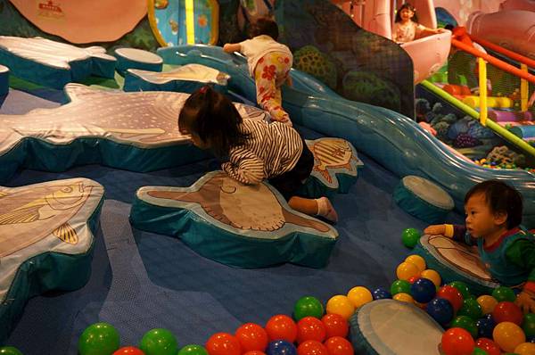 DSC08053-1024.jpg DSC08053-1024.jpg