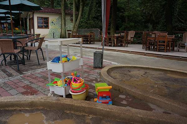 DSC08282-1024.jpg DSC08282-1024.jpg