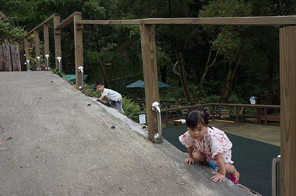 DSC08325-1024.jpg DSC08325-1024.jpg