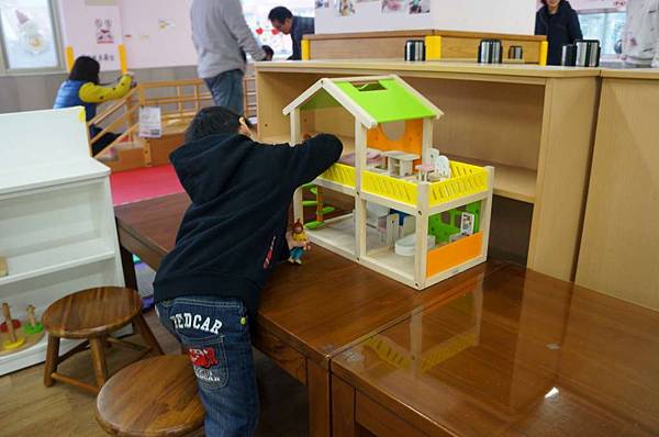 DSC01463-1024.jpg DSC01463-1024.jpg