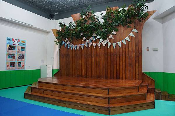 DSC01507-1024.jpg DSC01507-1024.jpg