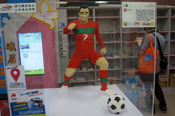 DSC01440-1024.jpg DSC01440-1024.jpg