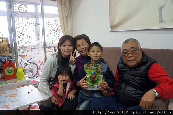 DSC08841-1024.jpg DSC08841-1024.jpg