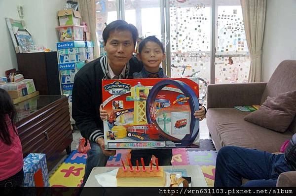 DSC08842-1024.jpg DSC08842-1024.jpg