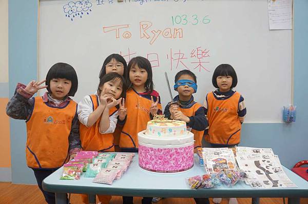 DSC08887-1024.jpg DSC08887-1024.jpg