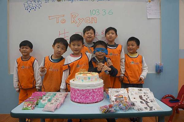 DSC08883-1024.jpg DSC08883-1024.jpg