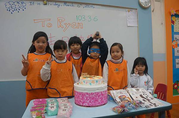 DSC08900-1024.jpg DSC08900-1024.jpg