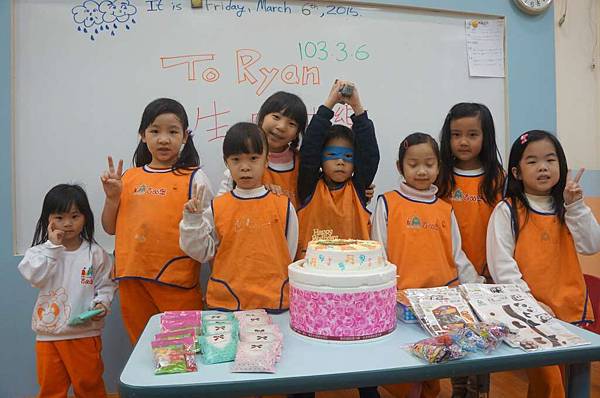 DSC08904-1024.jpg DSC08904-1024.jpg