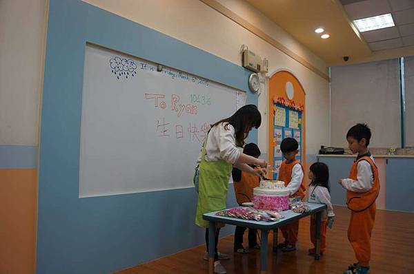 DSC08926-1024.jpg DSC08926-1024.jpg