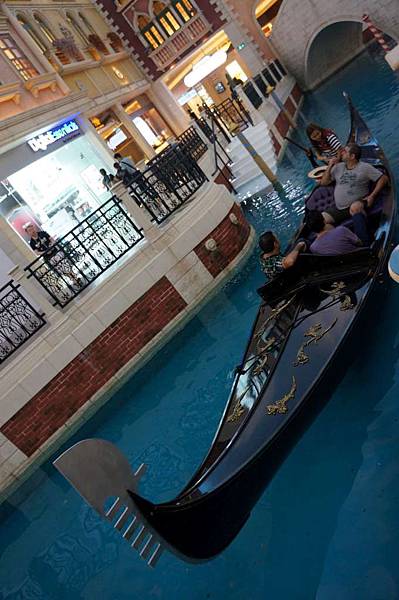 DSC05988-1024.jpg DSC05988-1024.jpg