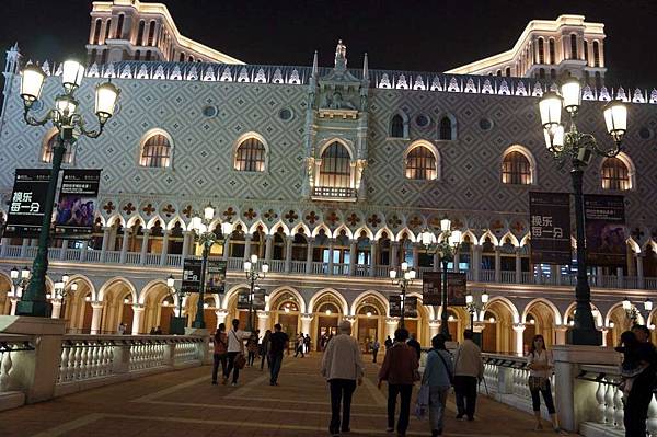 DSC06053-1024.jpg DSC06053-1024.jpg