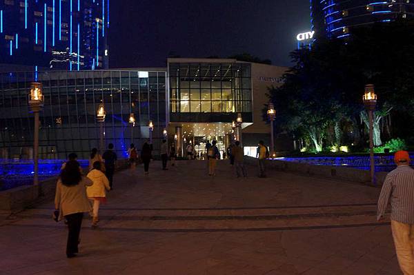 DSC06086-1024.jpg DSC06086-1024.jpg