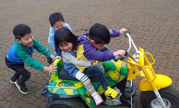 C360_2015-03-08-13-02-34-687-1024.jpg C360_2015-03-08-13-02-34-687-1024.jpg