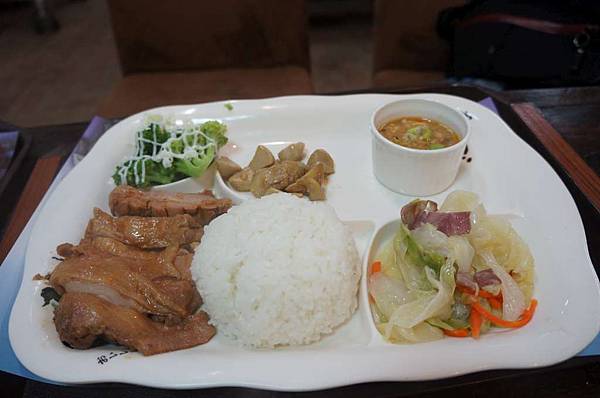 DSC09062-1024.jpg DSC09062-1024.jpg