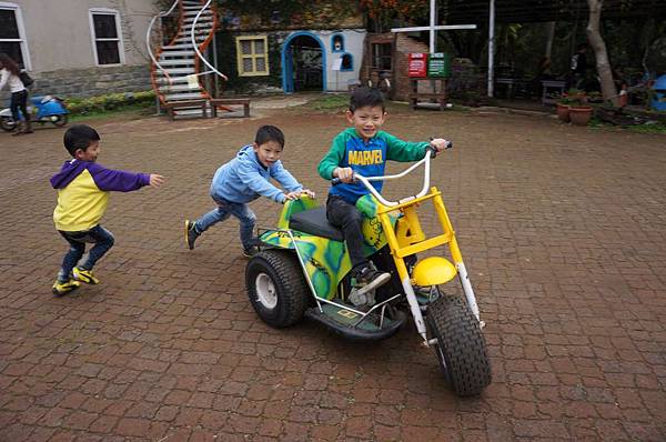 DSC09070-1024.jpg DSC09070-1024.jpg