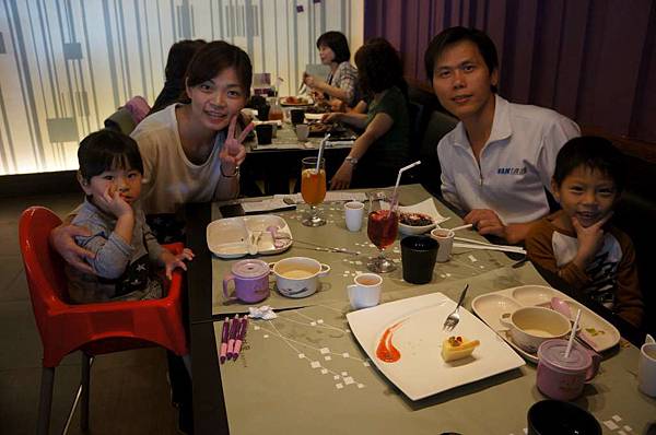 DSC00270-1024.jpg DSC00270-1024.jpg